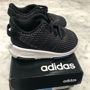 Adidas sz 5K toddler shoes